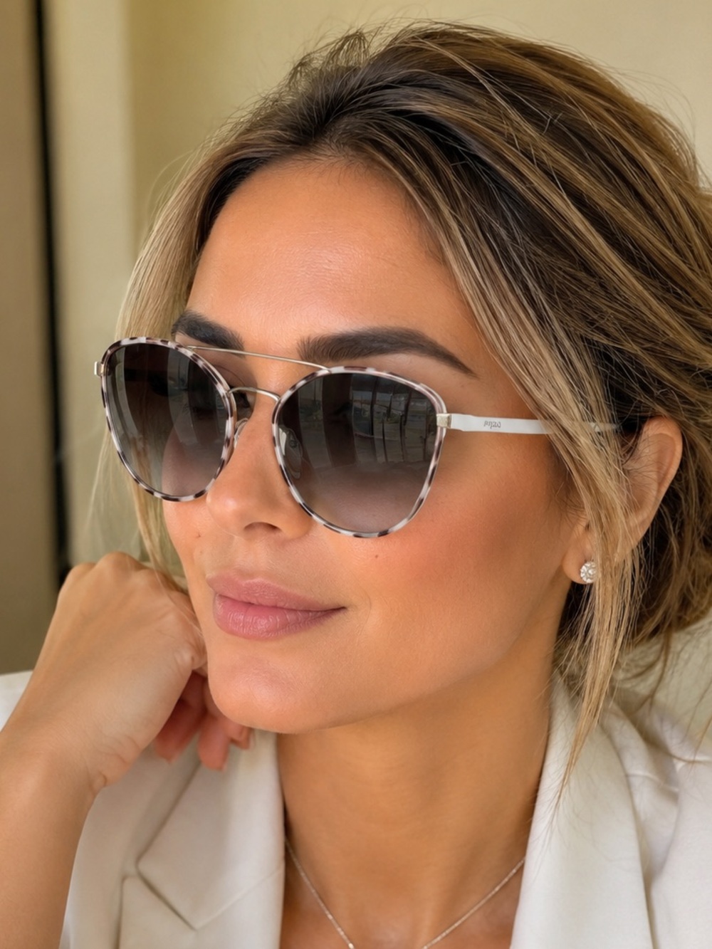 PRADA Women's Stylish Tortoiseshell Aviator Sunglasses with Light Lenses